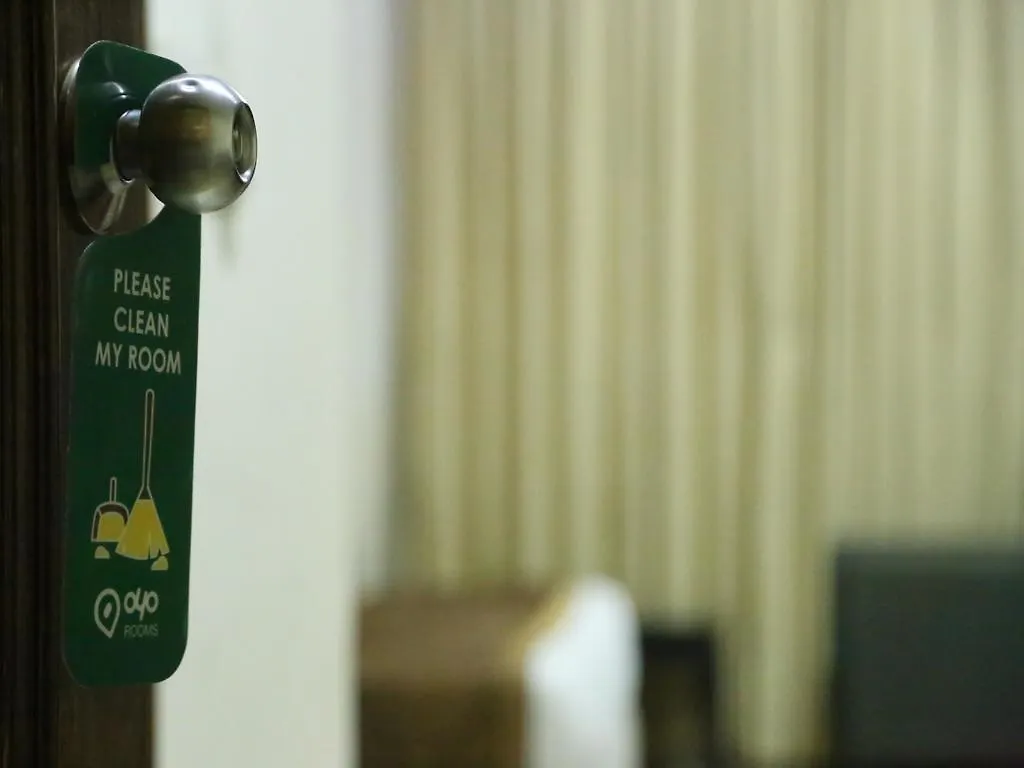 *** Hotel Oyo Rooms Kamla Market Phase 1 Mohali India