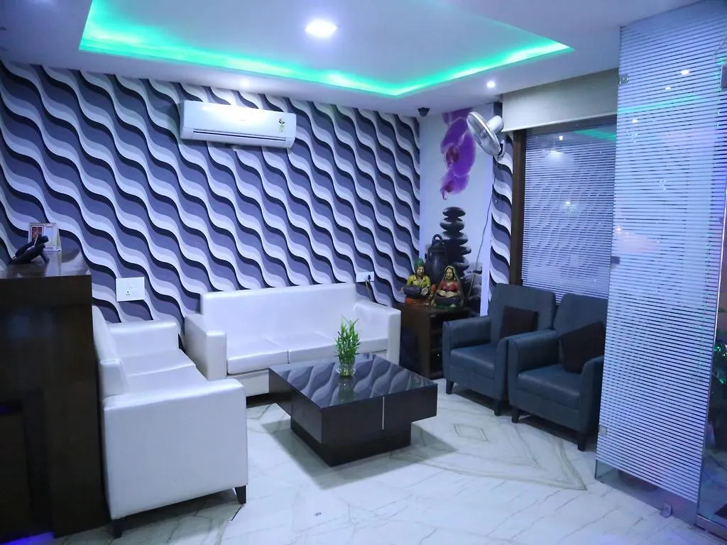Oyo Rooms Kamla Market Phase 1 Mohali Hotel
